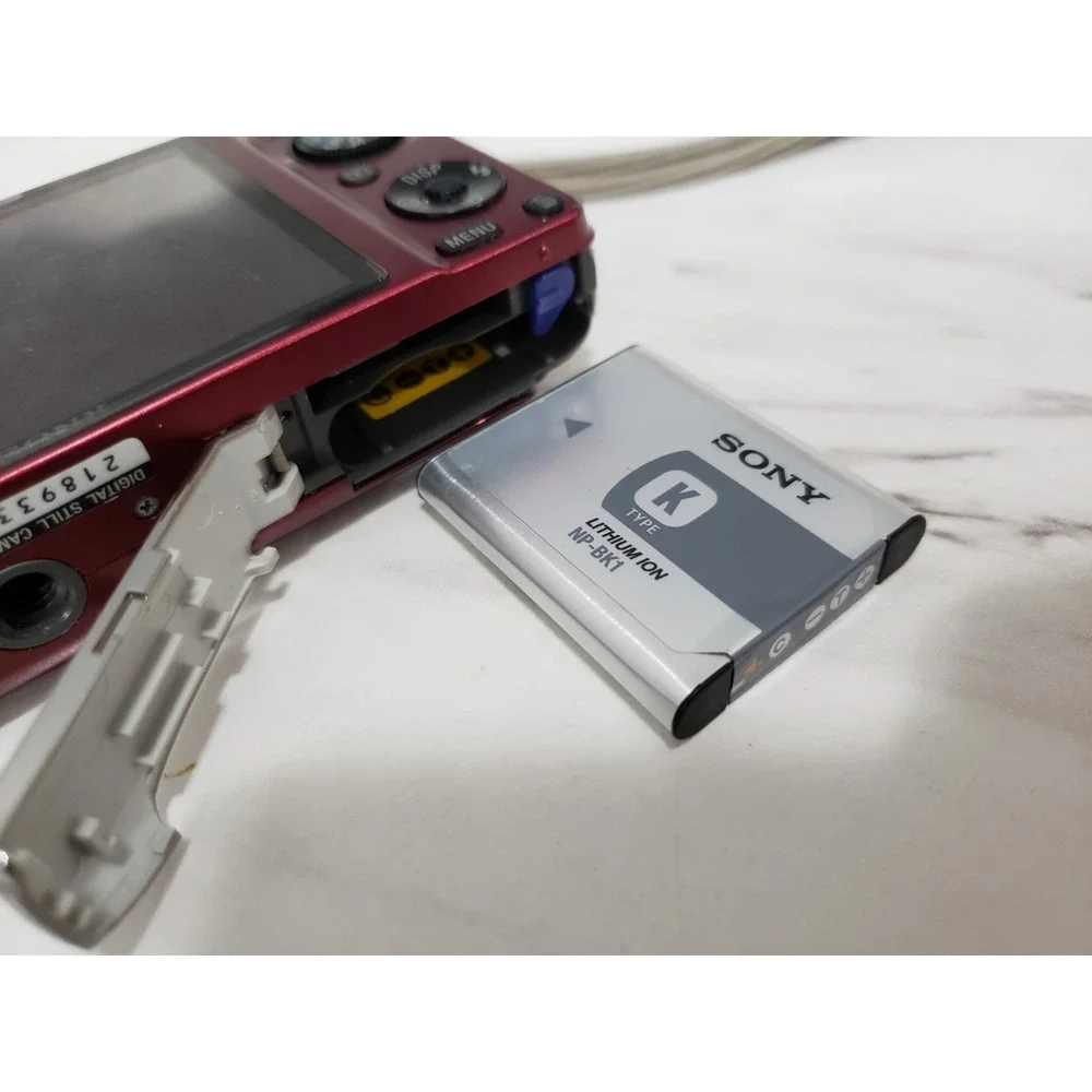 BROKEN FOR PARTS Sony Cybershot DSC-W370 14.1MP Digital Camera Burgandy Red